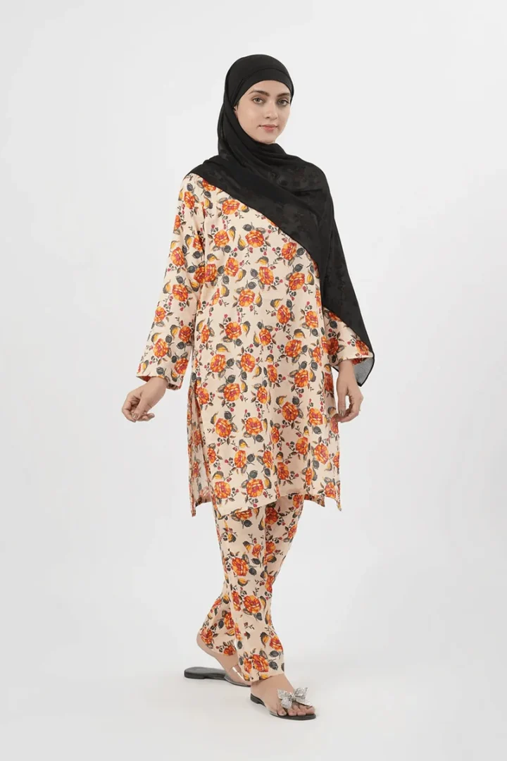 VALUABLES PRINTED LAWN 2 PIECE SUIT - Image 4