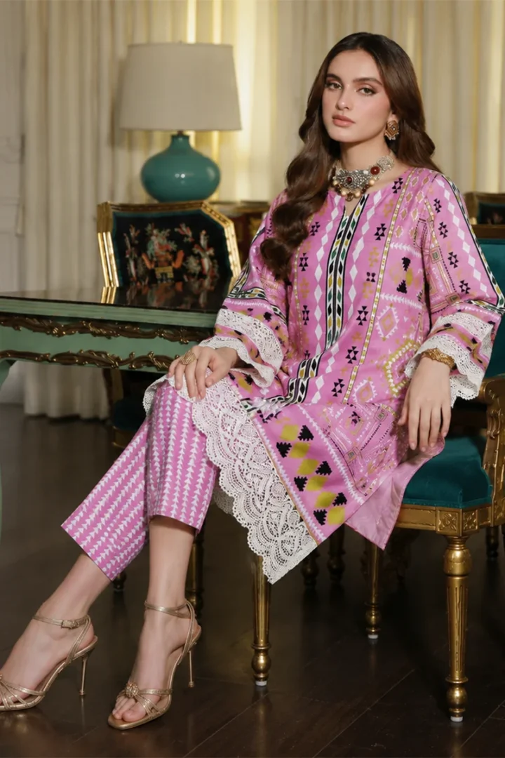 PURPLE PRINTED LAWN 2 PIECE SUIT - Image 3